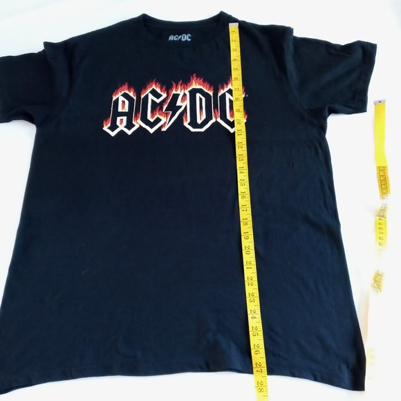 AC/DC Flames T-Shirt - Picture 6 of 6